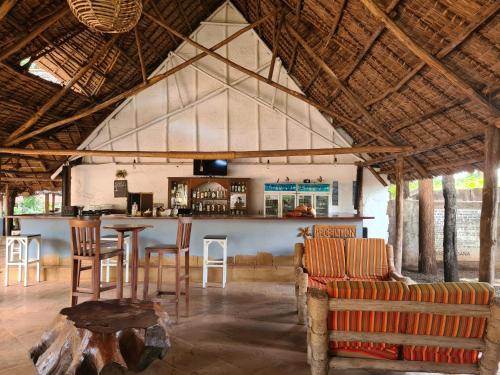 Honey Badger Lodge lounge