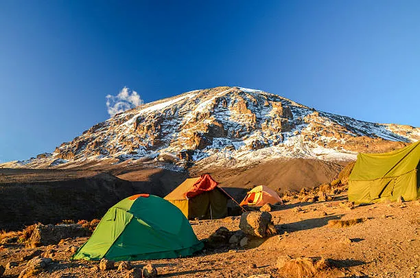 Mount Kilimanjaro trekking tours and Kilimanjaro climbing adventure – Tanzania trekking tour