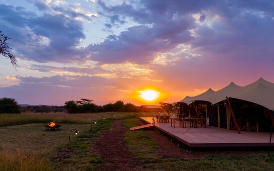 Serengeti Sound of Silence sunset safari
